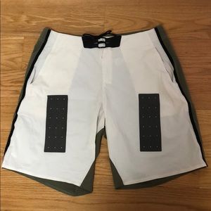 Men’s CrossFit shorts w Kevlar on thighs